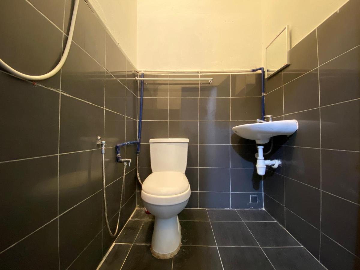 Spot On 90293 Sk Budget Hotel George Town Eksteriør bilde